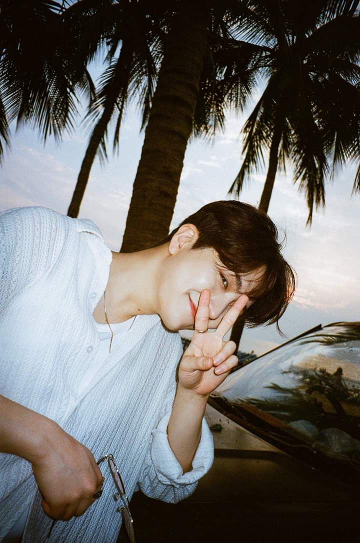 ถ้าเธอรักใครคนหนึ่ง เธอเองจะรู้หรือเปล่า
ว่ารักของเธอชั่วคราว หรือรักของเธอยาวนานกว่านั้น....
ถ้าเธอพบใครคนหนึ่ง ที่เธอให้ความสำคัญ
เมื่อเธอสบตาคู่นั้น เธอรู้สึกอย่างไร🎶🎶❤ รักนะไอต้าวแจ
#YOUNGJAE <a href="/GOTYJ_Ars_Vita/">N</a>