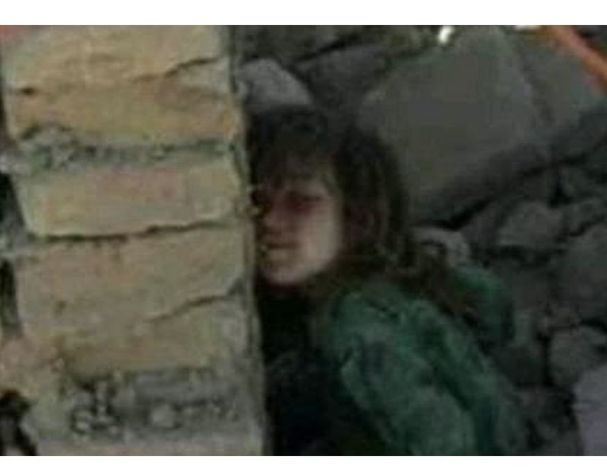 sara06203251's tweet photo. امروز ديروز نيست صدای دادخواهی ما برای عدالت بلندتر از هميشه است و جهان متوجه جنايات تاریخ افغانستان خواهند شد و ما صدای رسای دردهای نگفته و جنايات پنهان و کتمان شده خواهيم بود. #StopHazaraGenocide 
#UN https://t.co/XEXxv5mRwB