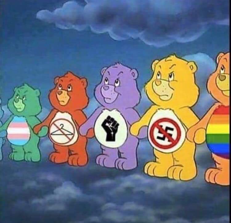 Pedrorambo31's tweet photo. Mis neuronas cuando estoy por decir un chiste de humor negro hahaa 🤣🤣 https://t.co/ChRpQz6hIO