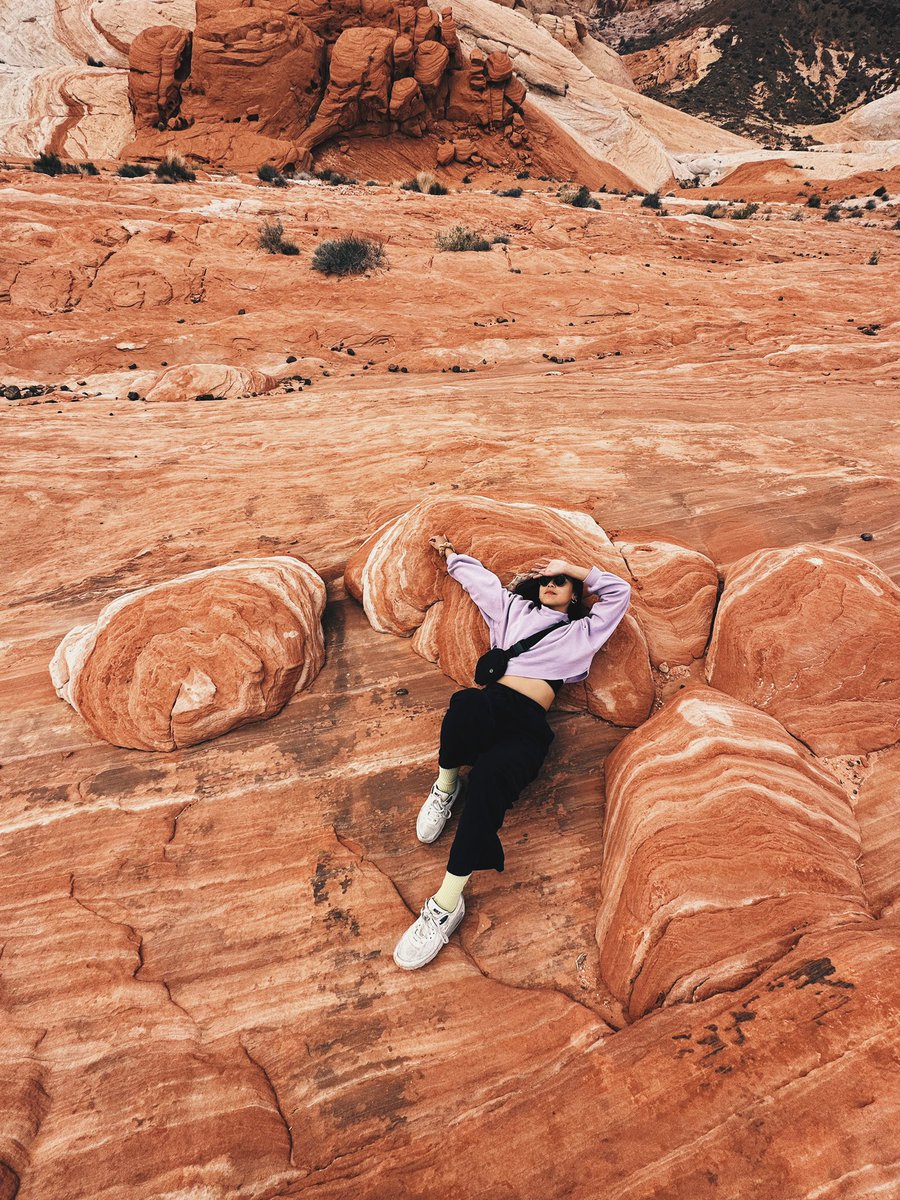 Nature trippy as always ✨ #valleyoffire #statepark #nevada