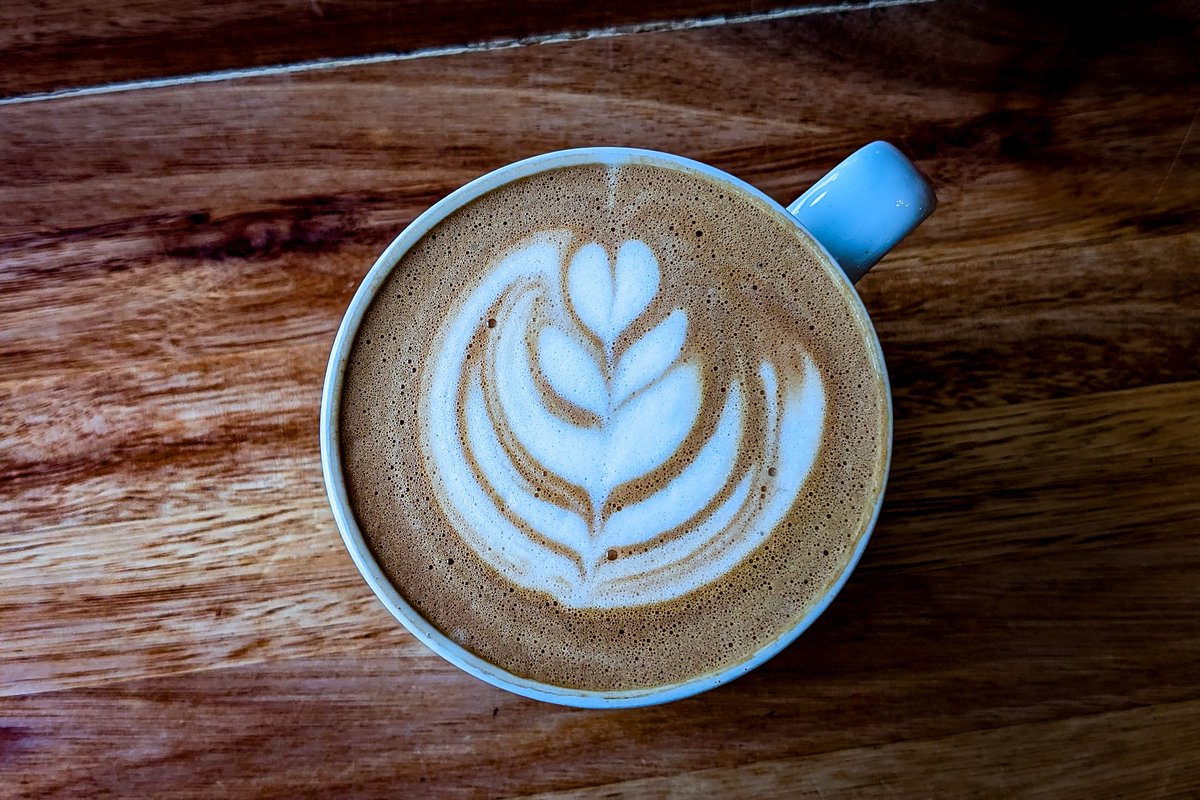 _unooooo2's tweet photo. 📍KITS BEACH COFFEE
店員さん明るい人で、めっちゃ雰囲気良いカフェだった！ https://t.co/1XBExoHTRi