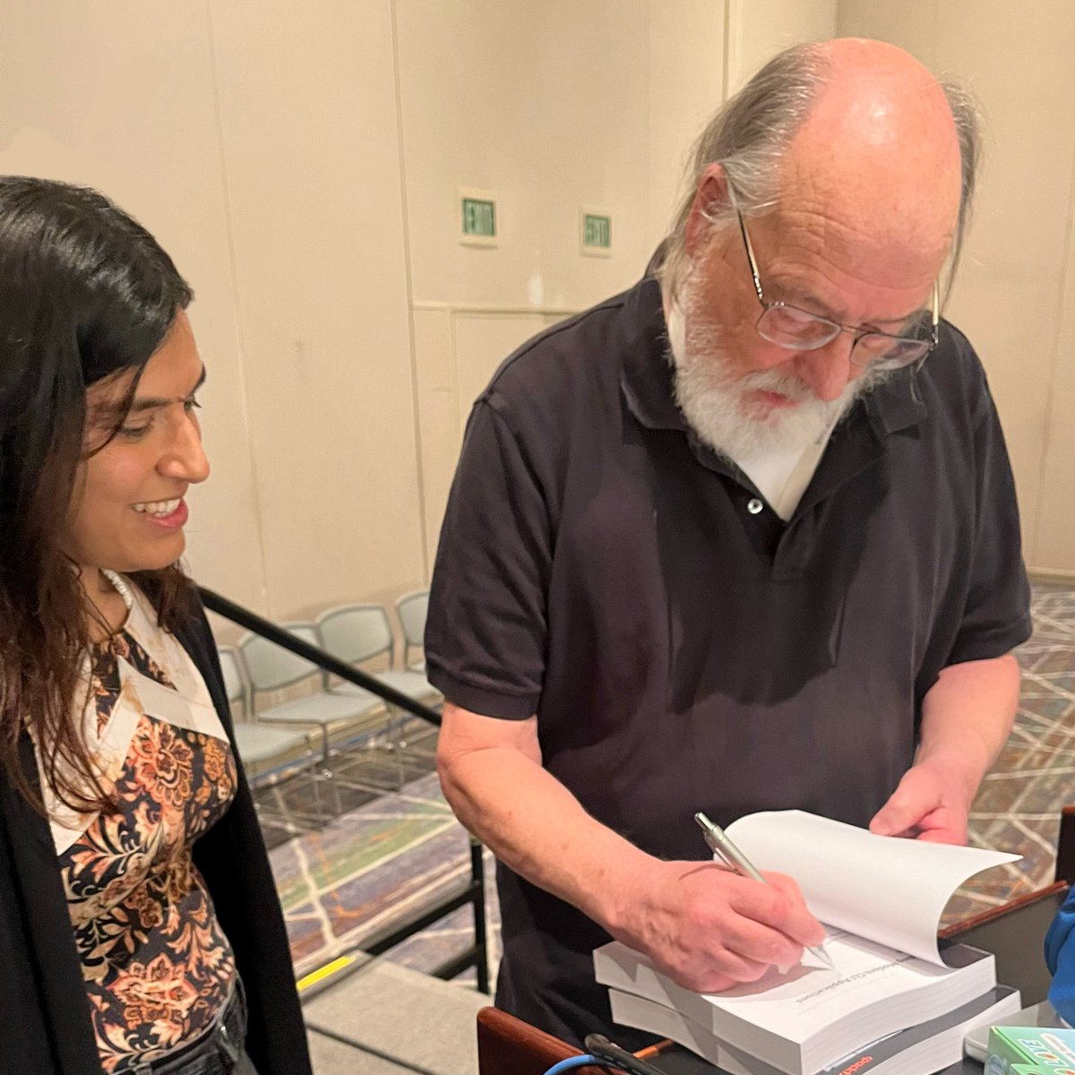 Today I met the legendary Ken Thompson at #scale20x !  What an honor to be able to meet and thank him for everything he’s created and tell him how learning #golang changed my life. He also signed my book📚😎 I will remember this day forever🙏#unix #grep #go 🙏