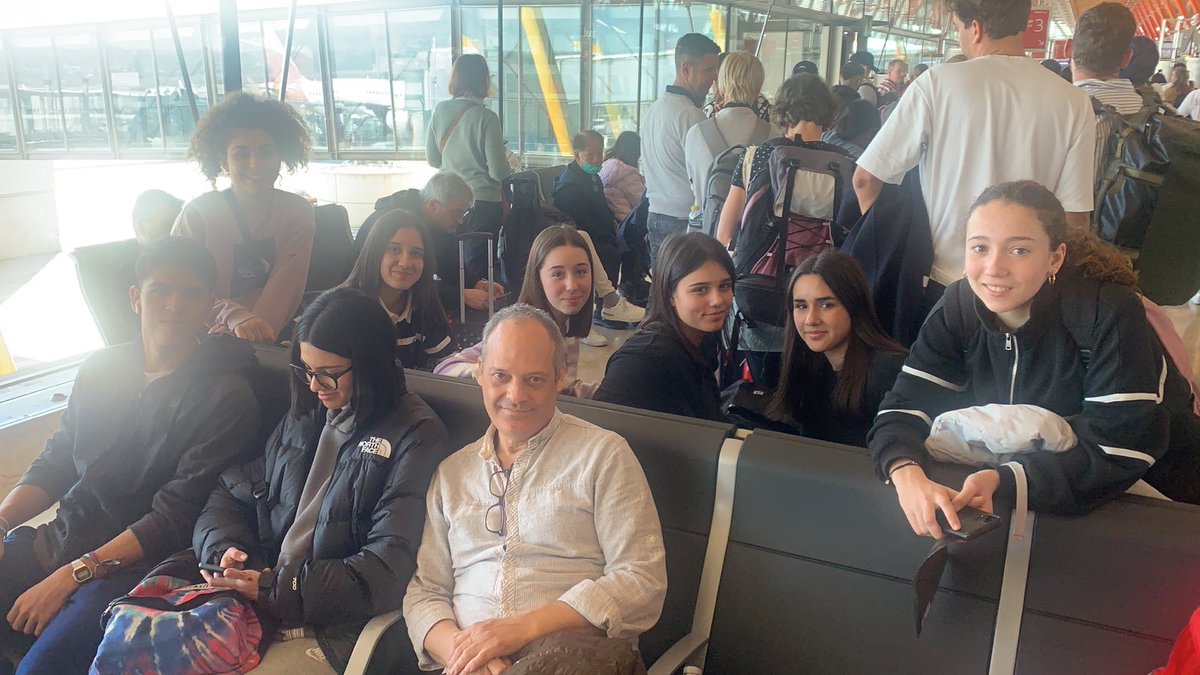 SCLSinaction's tweet photo. This week our students are visiting Kiel. Looking forward to learn from our German partners!
#schoolsinaction #climateservicelearning #servicelearning #erasmusplus #reducingcarbonfootprint https://t.co/fAzHFAc13z