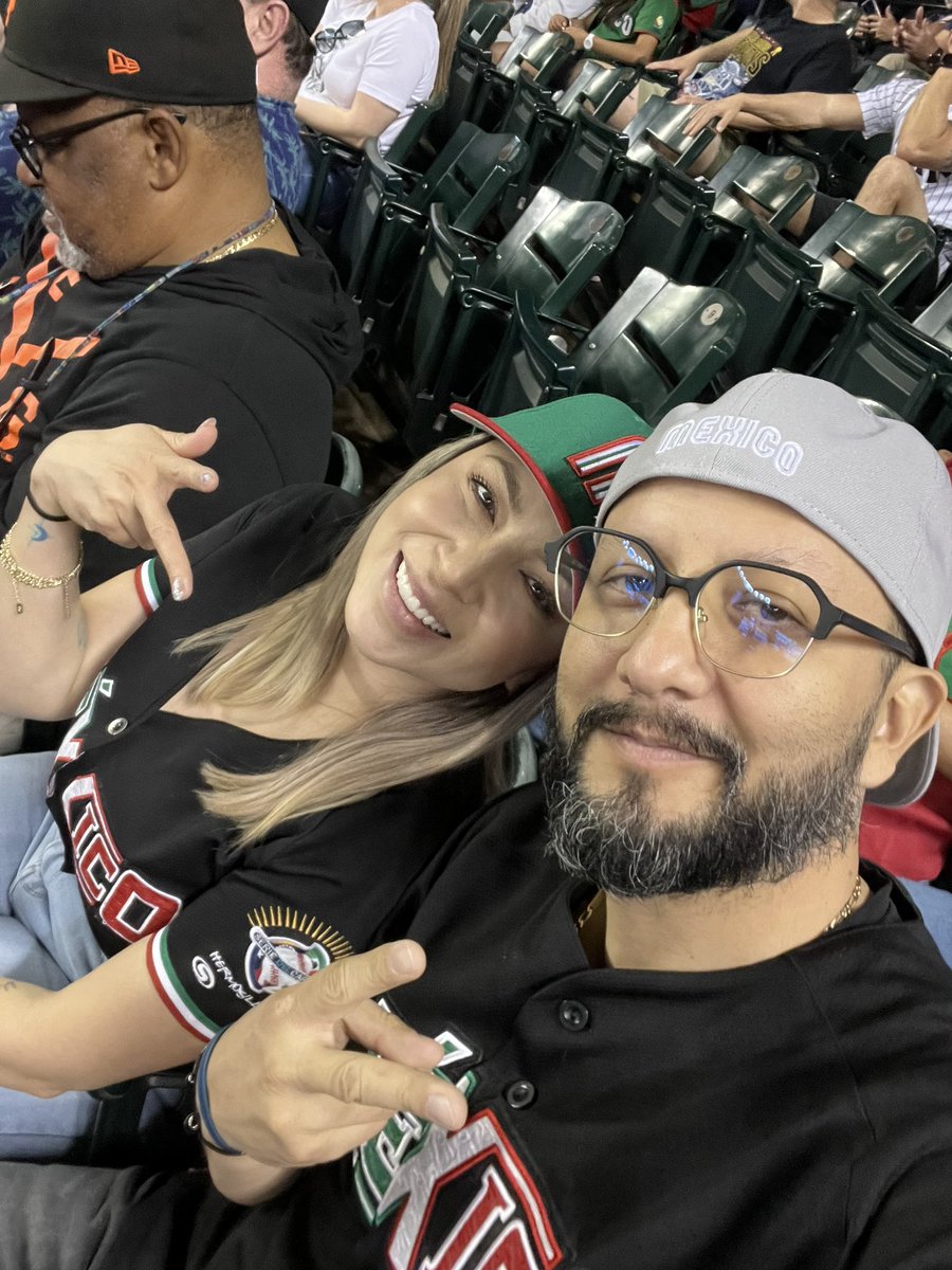 emmanuel1503's tweet photo. #worldbaseballclassicphx https://t.co/bsA5hIf6aY