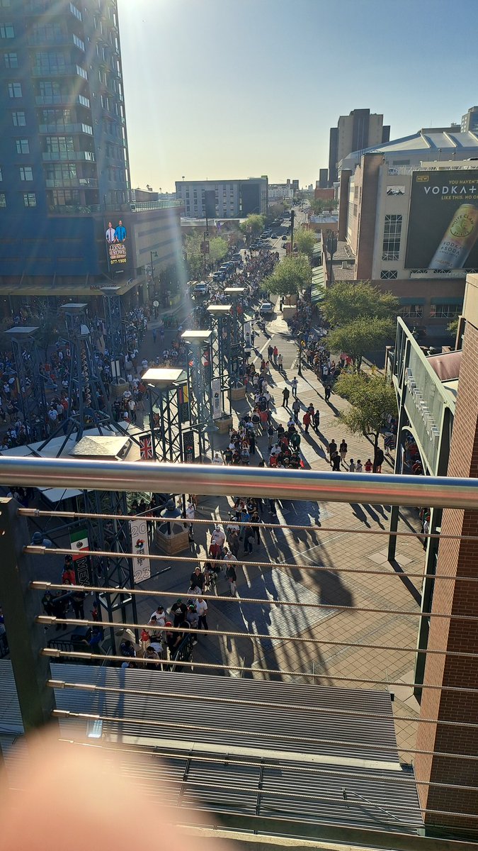 bogarjr's tweet photo. Mexico vs USA #worldbaseballclassicphx https://t.co/8Z6ACG8npm