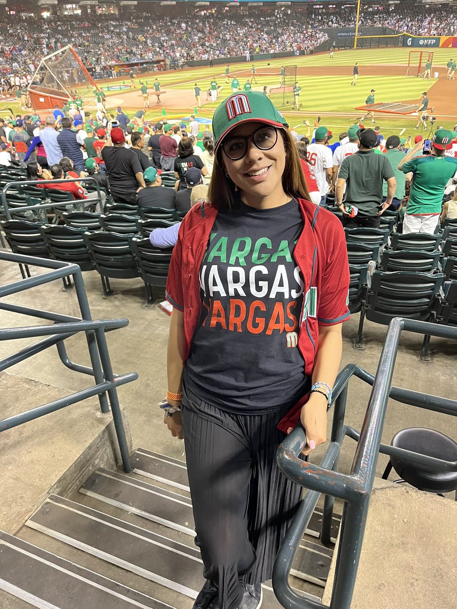 ClaudiaVarGar's tweet photo. #worldbaseballclassicphx 🇲🇽 https://t.co/m6xSnwniL3