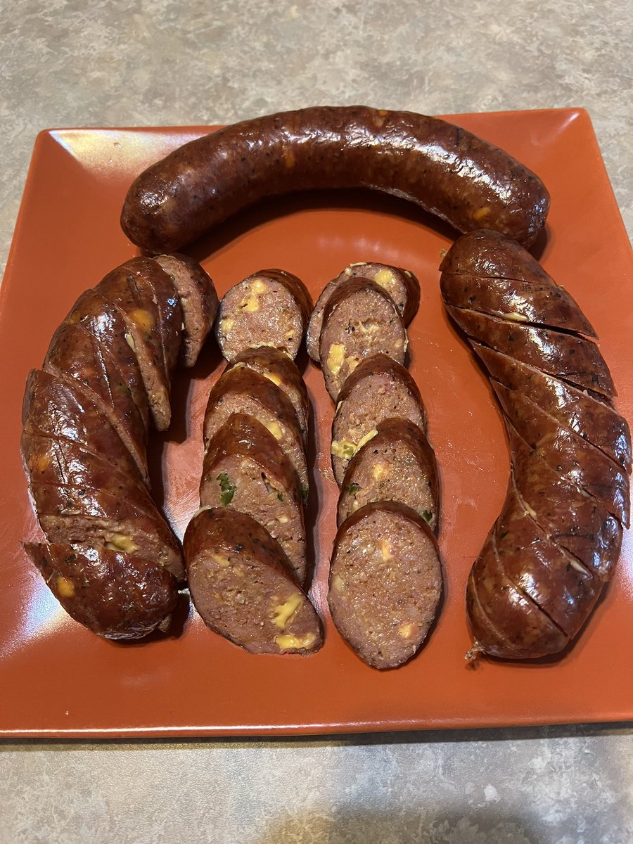 Made some jalepeno and cheddar sausage this weekend …..not bad …
#TweetYourMeat
