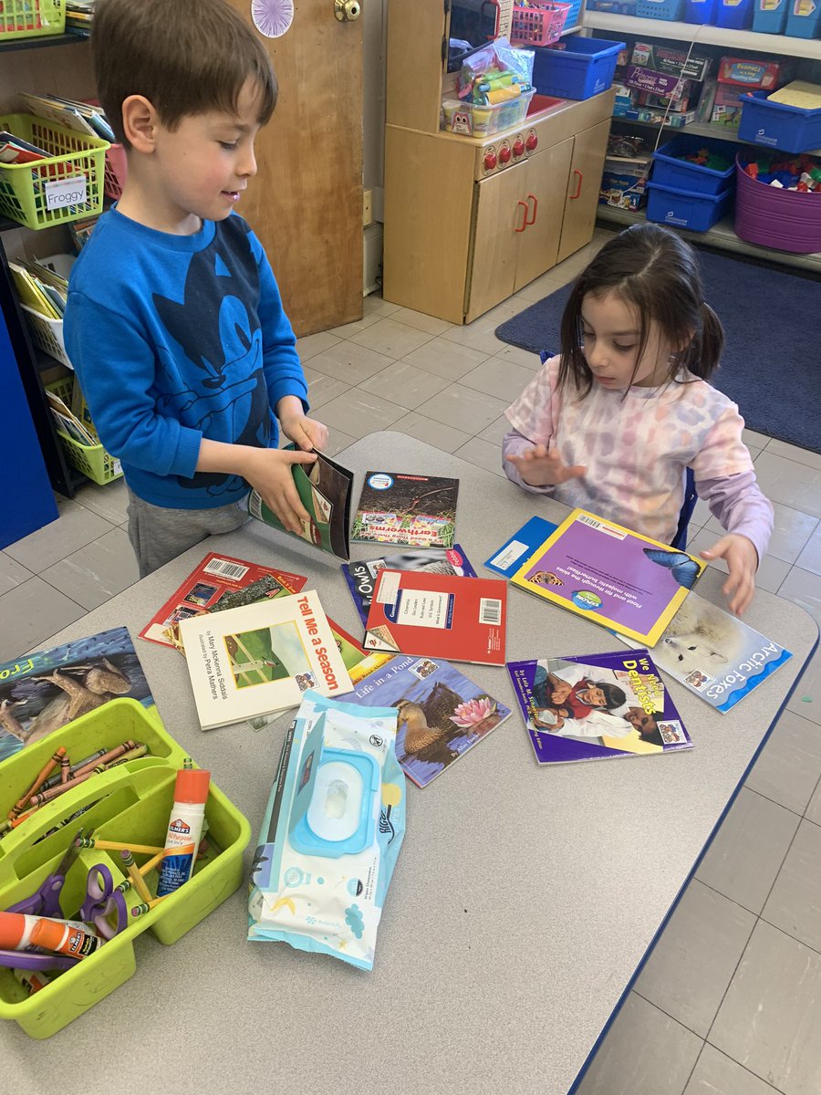 MrsFerrari2's tweet photo. Exploring non fiction books 📚 https://t.co/1L7a75BNr5