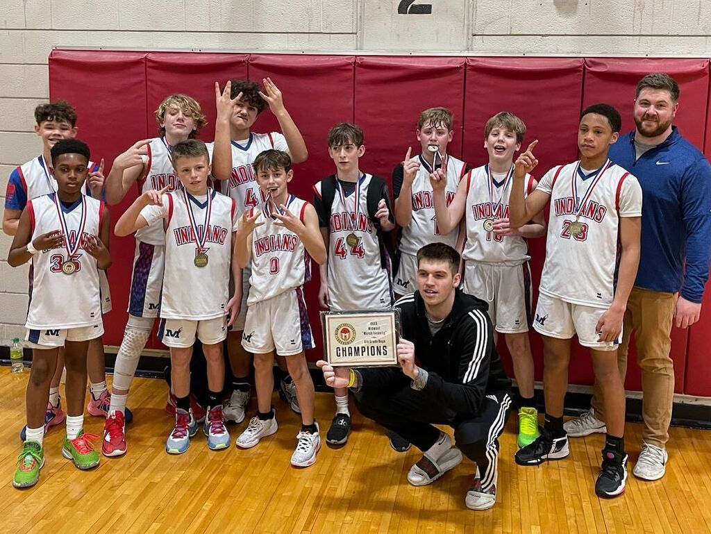 dustinsmillerky's tweet photo. Brought home a little hardware! #GoBlake https://t.co/gx27hqCFdh https://t.co/8oqdsRznGH