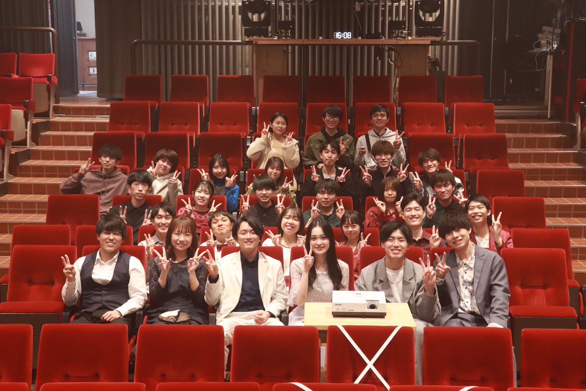funfare_JP's tweet photo. 昨日は、水都華解散ライブ『笹舟』へお越しいただきありがとうございました！

素敵な笹舟を送り出すことができて、光栄でした！

fun!fare!!一同、応援しています！！！

@jp_mizuha @kujaku_melo ありがとうございました！！！ https://t.co/5PD5h6n9WP