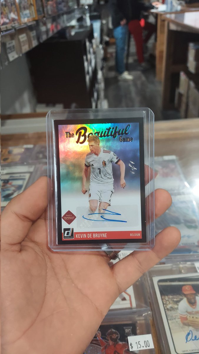 malvapol's tweet photo. Let me talk! #kevindebruyne #sportscards #1of1 https://t.co/oZwcFawc3w