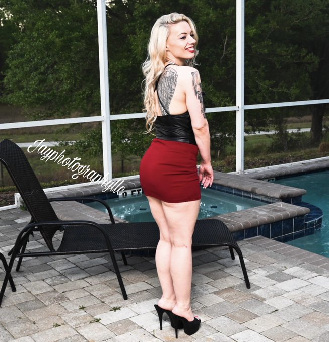 Yesterday was a successful photo shoot with beautiful @AMANDAPANDA3Xs  And yes we got some fire new content<a href="/tag/manyvids"class="tags"><span>#manyvids</span></a><a href="/tag/mv"class="tags"><span>#mv</span></a>