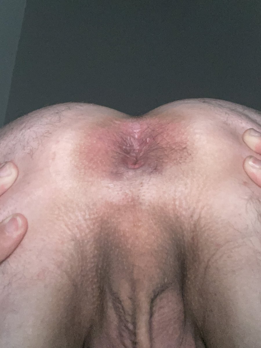 Goodgayboyx's tweet photo. My Hole is ready. Wer will ? #ashole #fuckme #gay #gayboyyoung #horny https://t.co/yfKRGrOfXI
