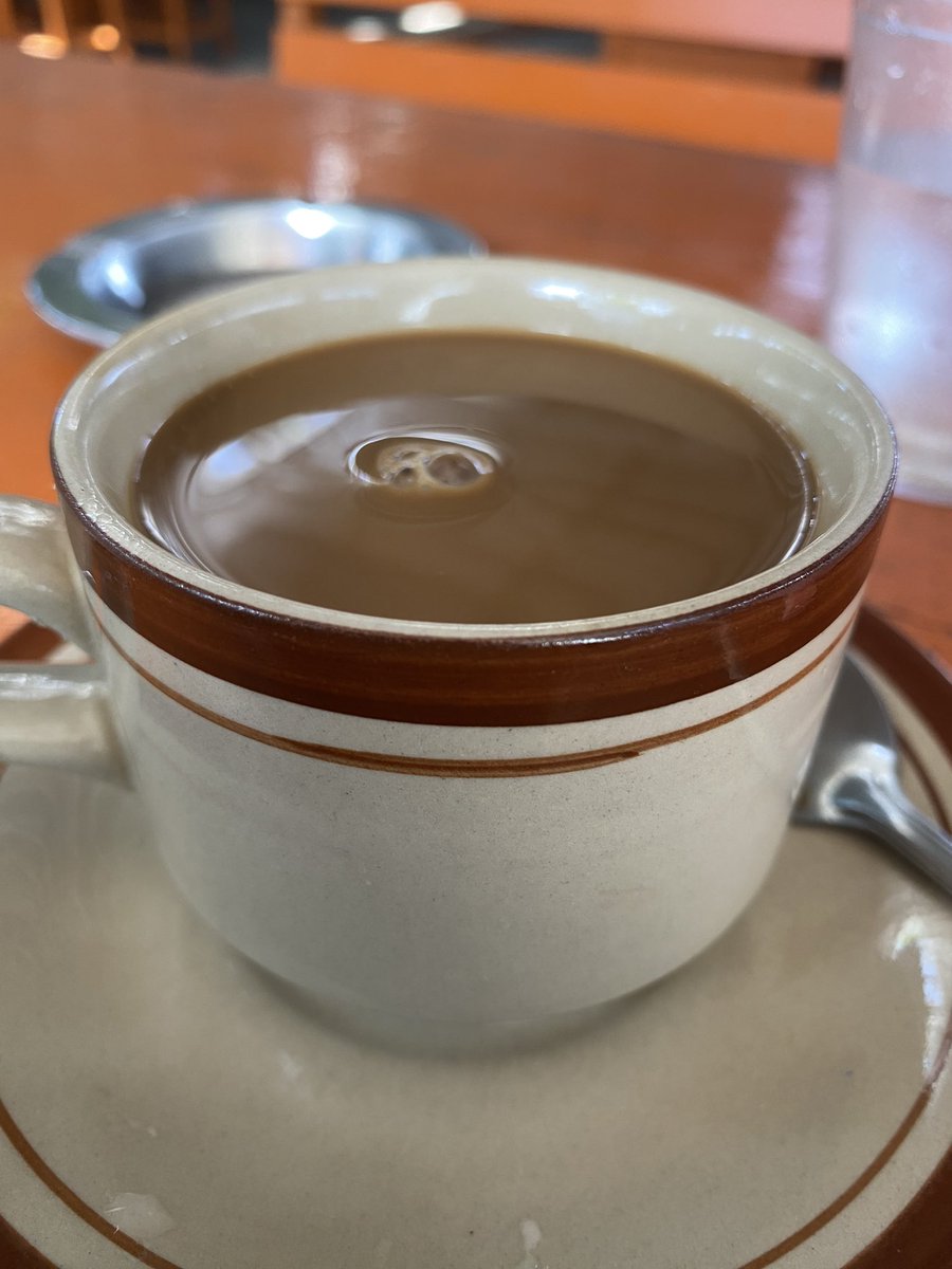 Jaka_PP's tweet photo. Kita mulai hari ini dengan segelas kopi dan sebait puisi, semoga semua baik baik saja https://t.co/aPVGe4DOFA
