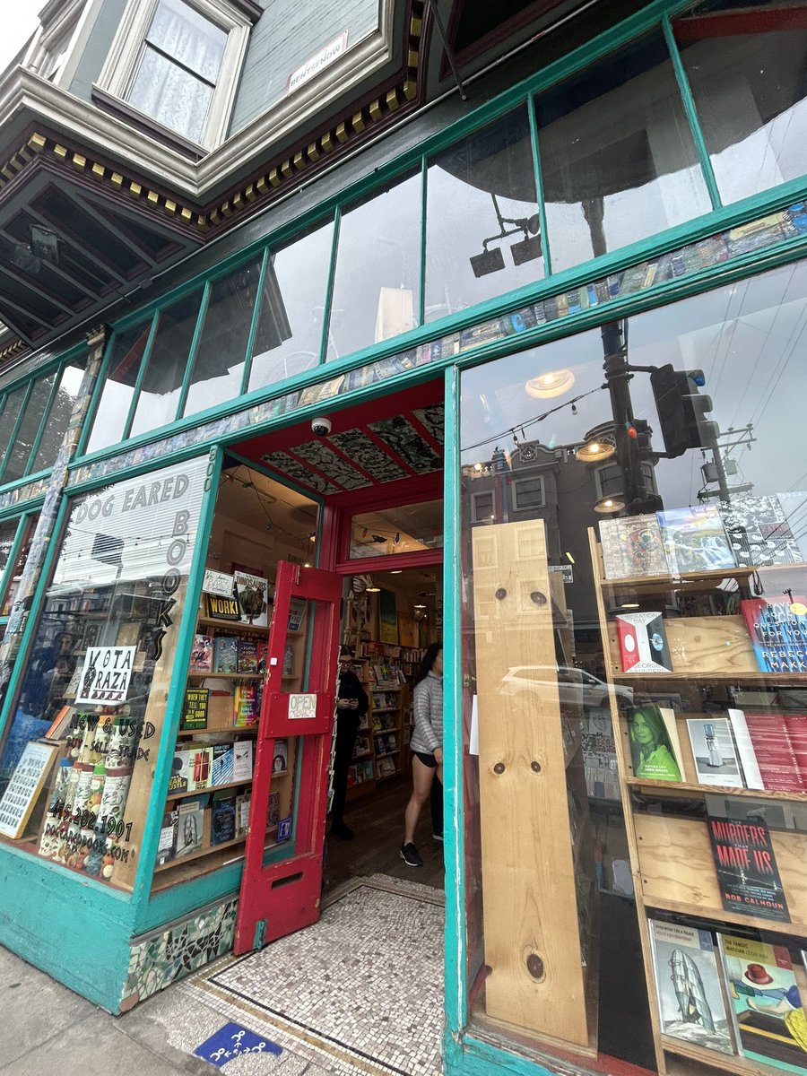 Ali Debow tweet media