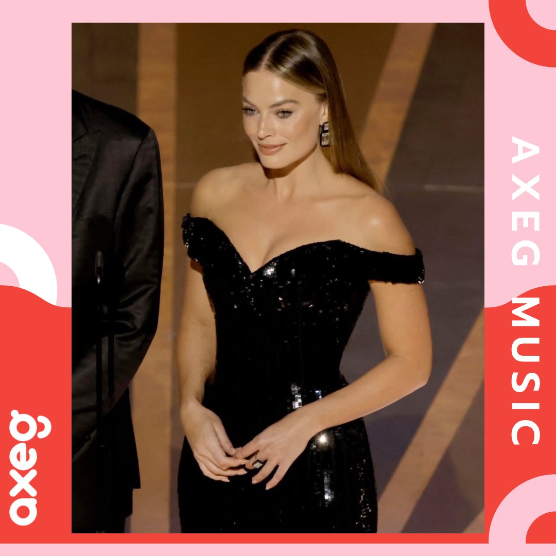 AxegMusic's tweet photo. Margot Robbie looks gorgeous.🖤 #Oscar #Oscars2023 #MargotRobbie https://t.co/BD3OdV8pMB