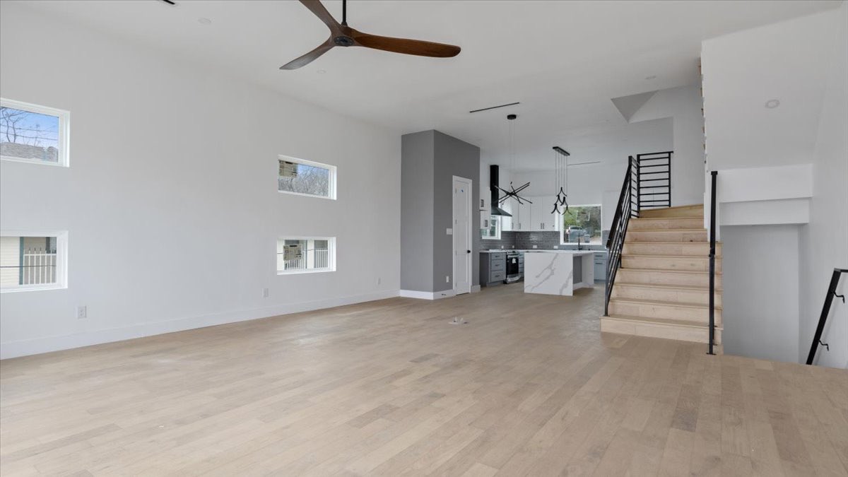 eliastunes's tweet photo. My newest listing. Offered at $675,000. Come and get it! https://t.co/GlXOxOE19a