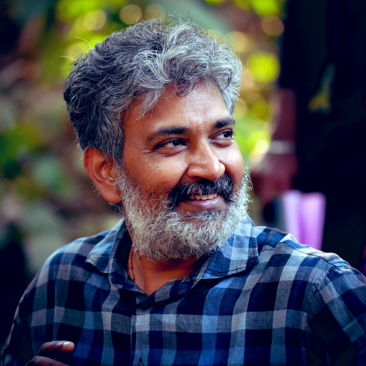 M9News_'s tweet photo. The man has made Telugu and entire India proud. Watching RRR’s #NaatuNaatu perform on #Oscars stage and receive a standing ovation was surreal, all due to one man, SSR's vision.

#Oscar https://t.co/nQJhQFUtsA