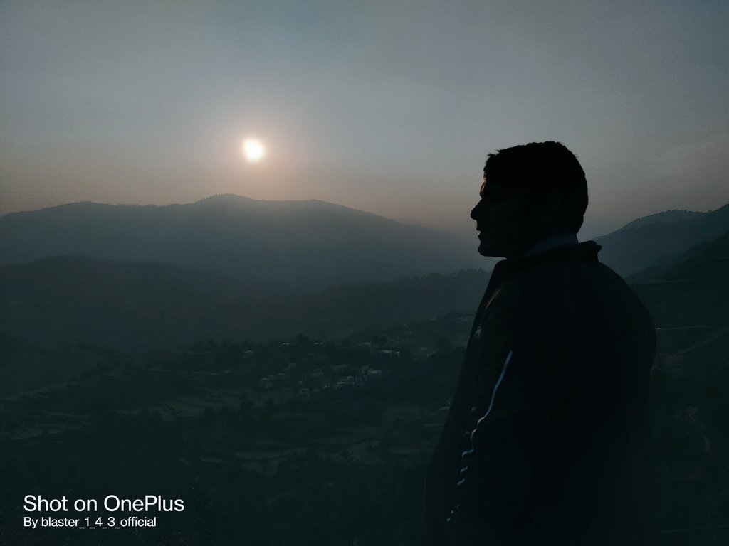 Blaster_vishal's tweet photo. #NatureBeauty #NaturePhotograhpy #ranikhet
#sunset #sunshine #sunsetphotography #Sunday https://t.co/CdBQHlIF9v