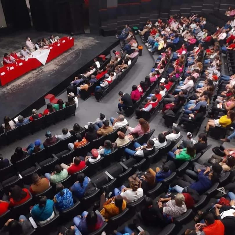 Anibal_osc's tweet photo. En compañía de nuestra Sria General @MiriamMontoya del @IRH_Edomex y el @ONMPRIEdo_Mex tome Protesta y Capacitamos a las estructuras de #IRH y #OMPRI #Chimalhuacán @AlejandraDMV @PRI_EDOMEX @Martha_Hilda @MarianoGlzA @lazarojimeneza https://t.co/0ltAu5o34r