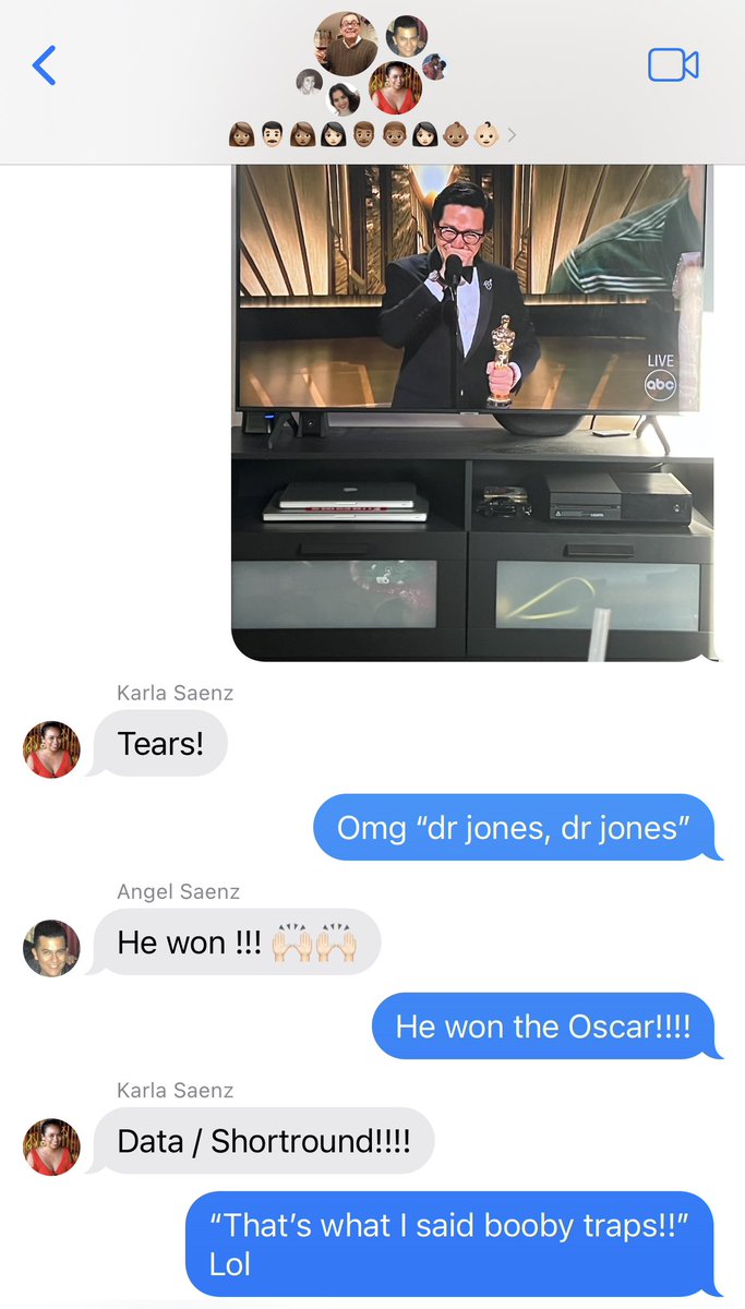 deedoesit's tweet photo. the Oscar’s stared with a BANG &amp; the rest has been underwhelming. my siblings &amp; i were so happy tho 🥹 https://t.co/sQHG4MFee8