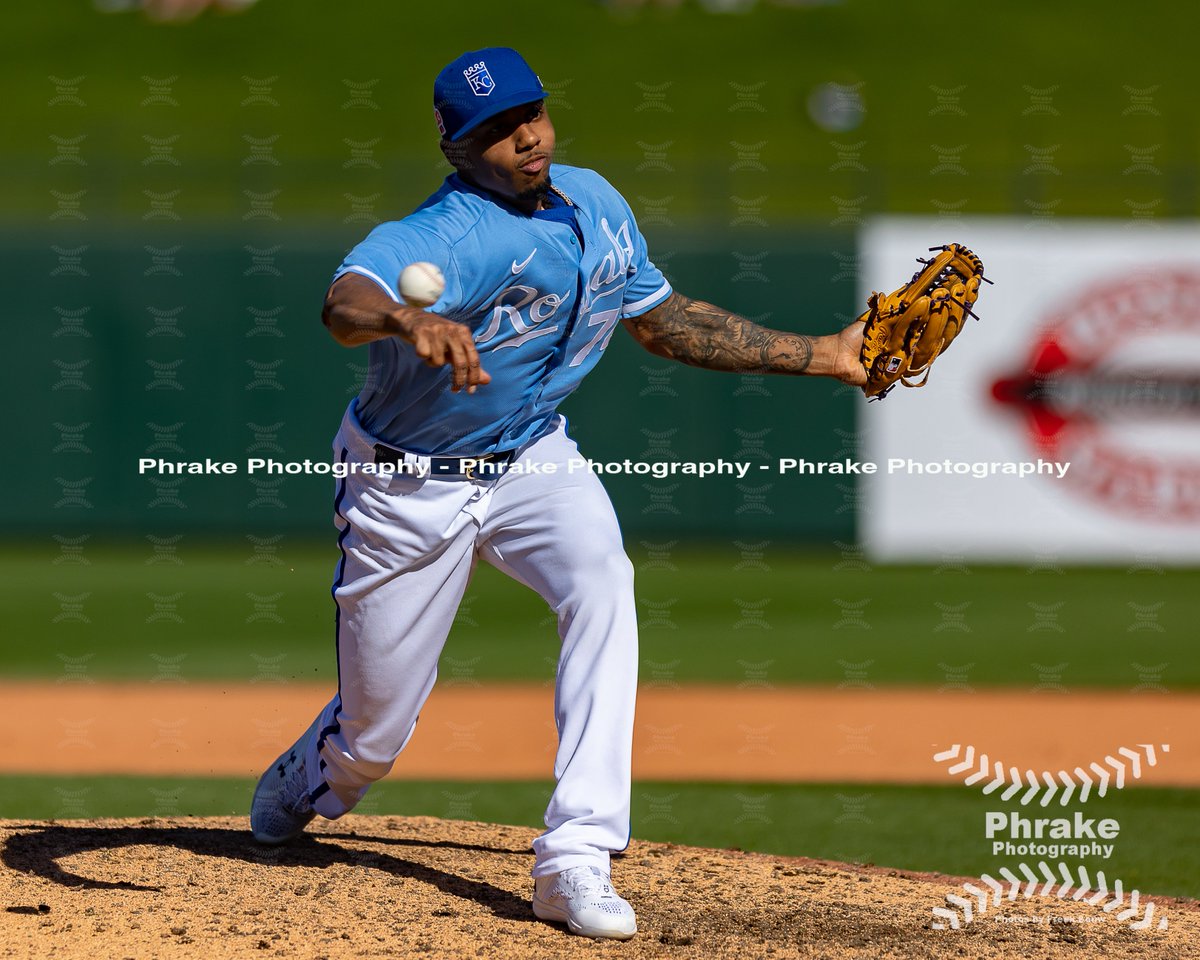 phrakephoto's tweet photo. Jose Cuas (74) RHP KC Royals #sidearmnation @Jcuas28 #royals #AlwaysRoyal #TogetherRoyal #kansascityroyals #kcroyals #RaisedRoyal #welcometoroyalty #foreverroyal @RoyalsFarm @royalsPD @Surprise_Royals
#royalsbaseball #goroyals #letsgoroyals #beroyalkc https://t.co/7zYBjFdwsf