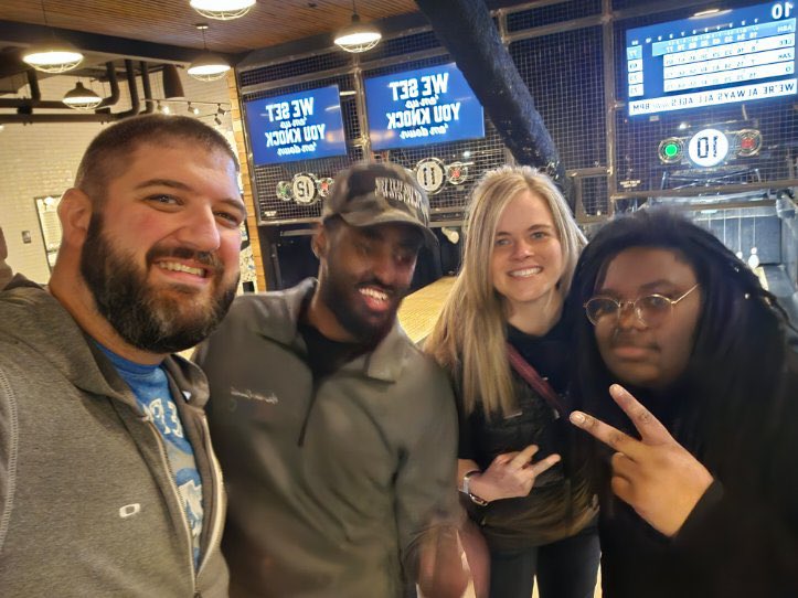 cASHLEY_1's tweet photo. A team that plays together, SLAYS together! This is the face of the team that’s going to win BIG in 2023! 👀#Con10 #lifeatatt 🔥 @Smitty4350 @QuiseAtt @oliveiramikeO @Jimmy_Booth1 @keroninc https://t.co/mxa52EBaIe