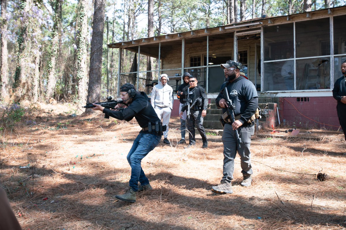 KryptoNT_'s tweet photo. First of many @blackpointbr range &amp; Field Development events! Proud and honored to work along this great team! Gratitude to everyone who supported. #fullbattlerattle #blackpointbr #battleroyale #specialforces https://t.co/1flQ65HVR9