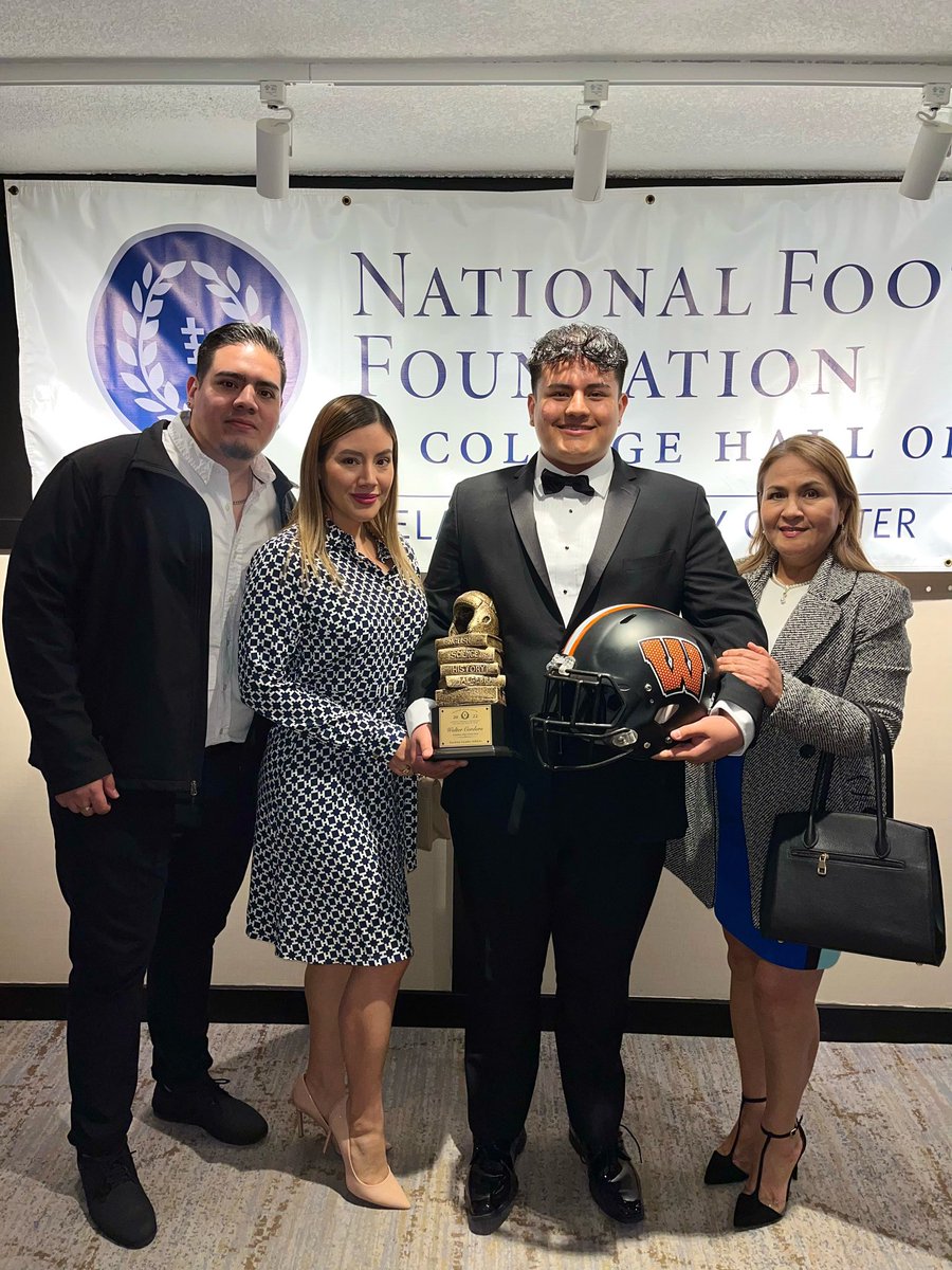 HHW_Football's tweet photo. Congrats to @FandMFootball bound senior Walter Cordero, the Hamilton West Football recipient of the Delaware Valley Chapter of the NFF Scholar-Leader-Athlete Scholarship. 
Walter is a great player and leader on the field and is an even better student and person off of it. https://t.co/adcJBf5J1o