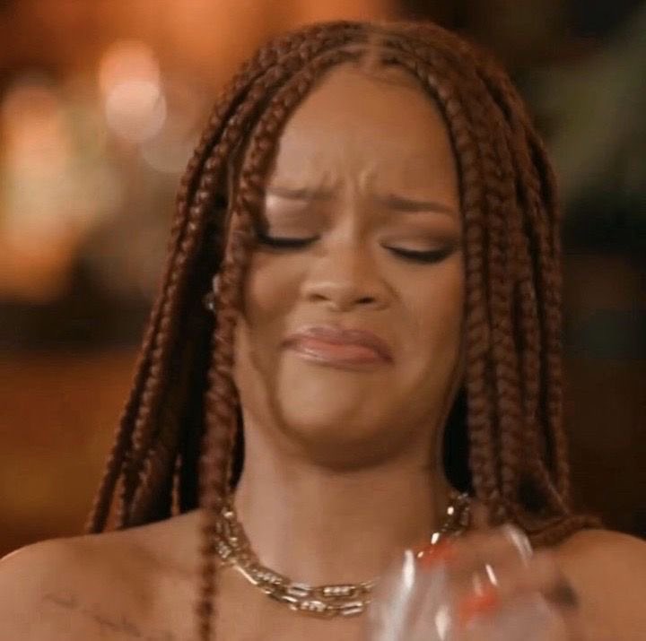 nnnnaaaeee's tweet photo. Baby this baby got her sanginnnn!!!!! #Rihanna #Oscar #Oscars2023 https://t.co/A1XgVhQhGI