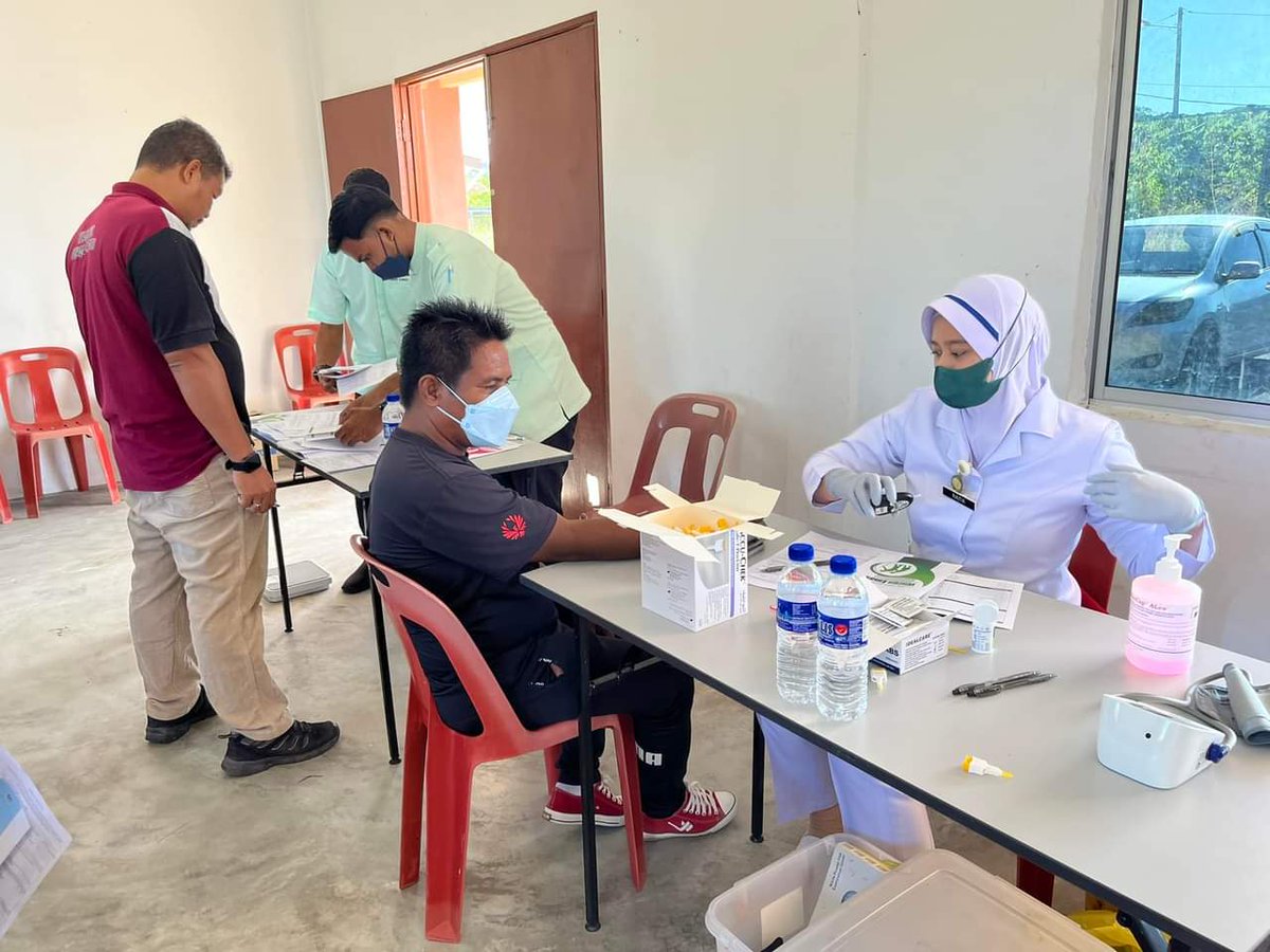 ppksgpetani's tweet photo. Majlis Pemeriksaan Kesihatan secara PERCUMA anjuran Unit Peladang Kawasan 18 - Kampung Seberang Tok Soh https://t.co/rpTrpnAYFC