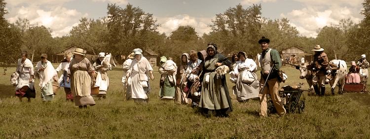 reltxrodeoqueen's tweet photo. My Ancestor Sampson Connell and his two older sons were moving with Houston’s troops. His 8 year old daughter and 12 year old son (my ancestor) had to join the Runaway Scrape. They had only a truk (a slab cut from a tree on two wheels) to carry their supplies. https://t.co/l2z0tWqdeH