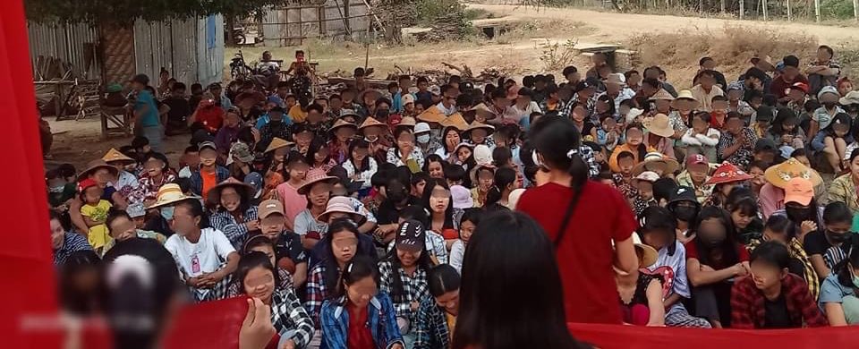 KYITHAR95368969's tweet photo. Taze’s main strike from #ShweBo District, gathered and joined demonstration to drive out the #MilitaryDictatorship on Mar12.

#WarCrimesOfJunta      
#2023Mar13Coup       
#WhatsHappeningInMyanmar https://t.co/dH8n6Am55r