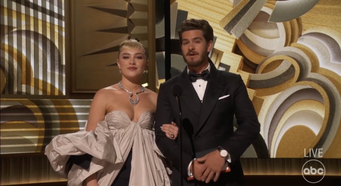 DiscussingFilm on Twitter "Andrew Garfield and Florence Pugh