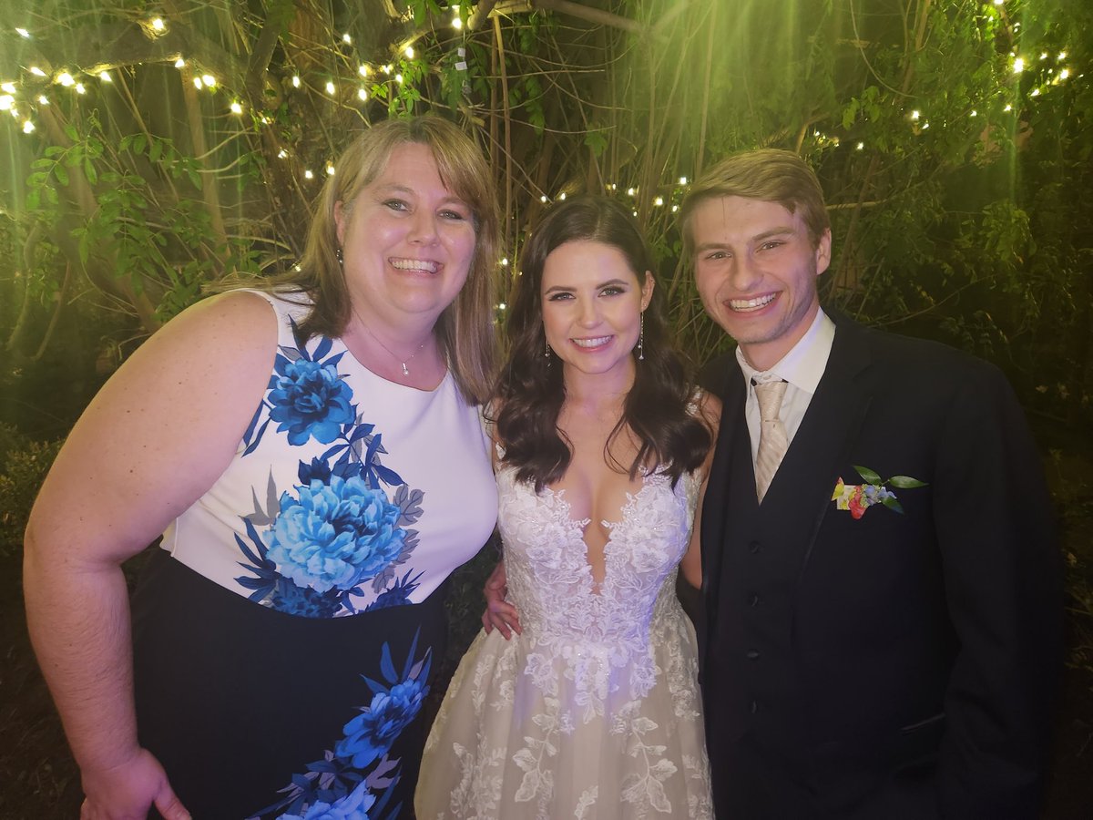 nismonline's tweet photo. Honored to celebrate the beautiful wedding of NISM's amazing social media coordinator, Celeste, to her fantastic husband, Adam.

Congratulations from us all at NISM!!! https://t.co/chK1T1M0MS