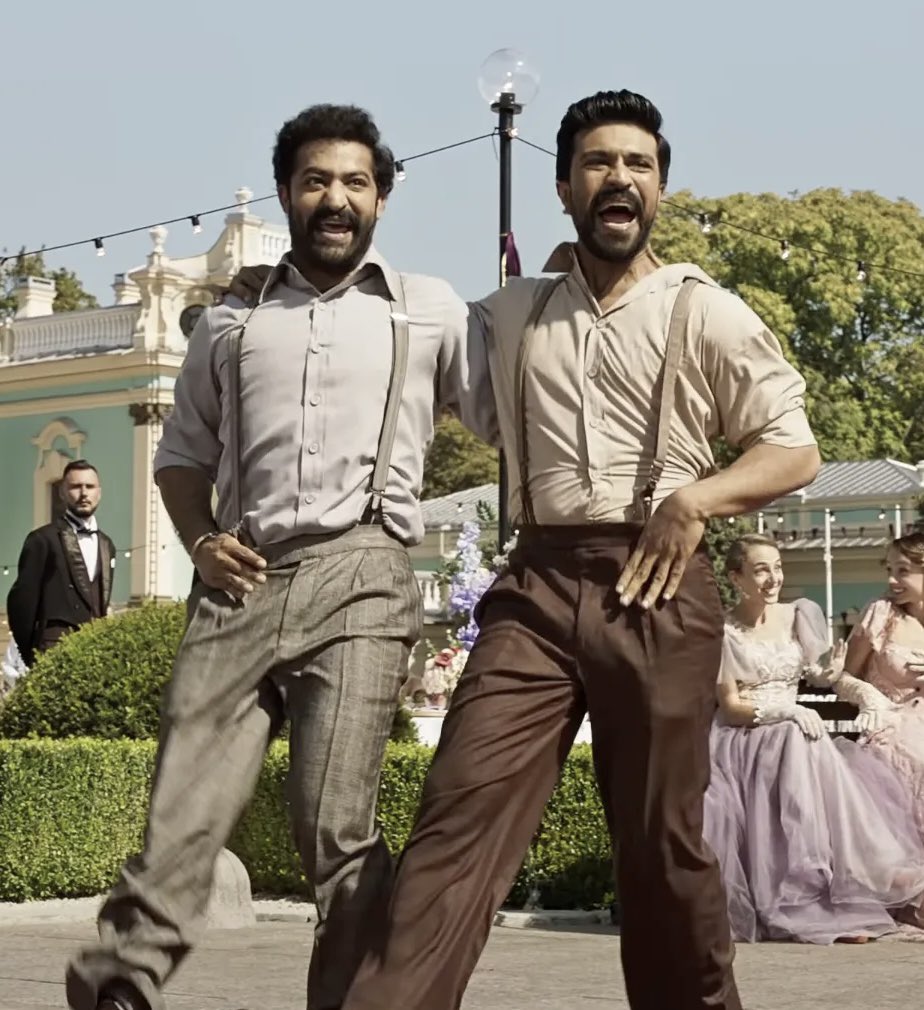 DiscussingFilm's tweet photo. “Naatu Naatu” from ‘RRR’ wins Best Original Song at the #Oscars

See the full winners list: https://t.co/W5iOmTPKi2 https://t.co/8RN17hNEX8
