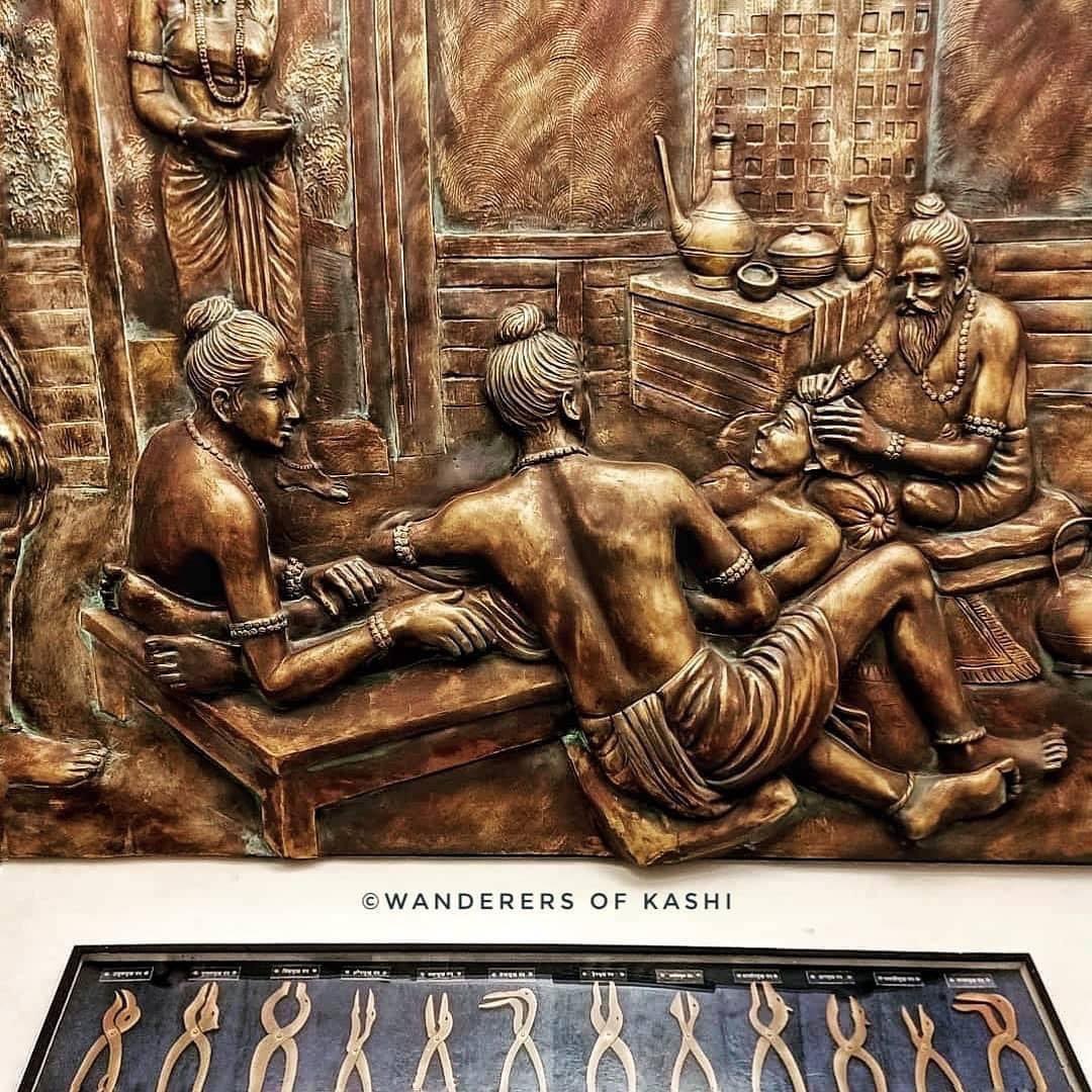 IndiaTales7's tweet photo. 10 of the greatest Ancient Scientists of India

1. Maharishi Sushruta - World`s First Surgeon https://t.co/3vymr2Ua2V