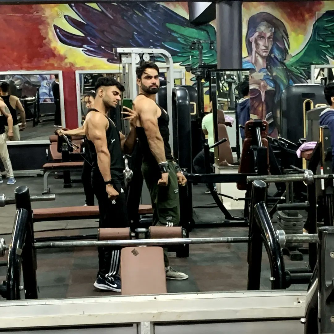 rahul0510_'s tweet photo. Tricep check ✅ https://t.co/bB7lHOKuLm