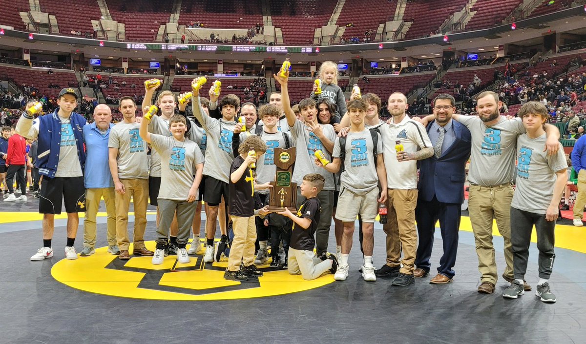 adamideast's tweet photo. Chocolate milk fuels champions! Congrats to @KnightsofLCA wrestling for a three-peat @OHSAASports state title! https://t.co/JOxzRC9hqj