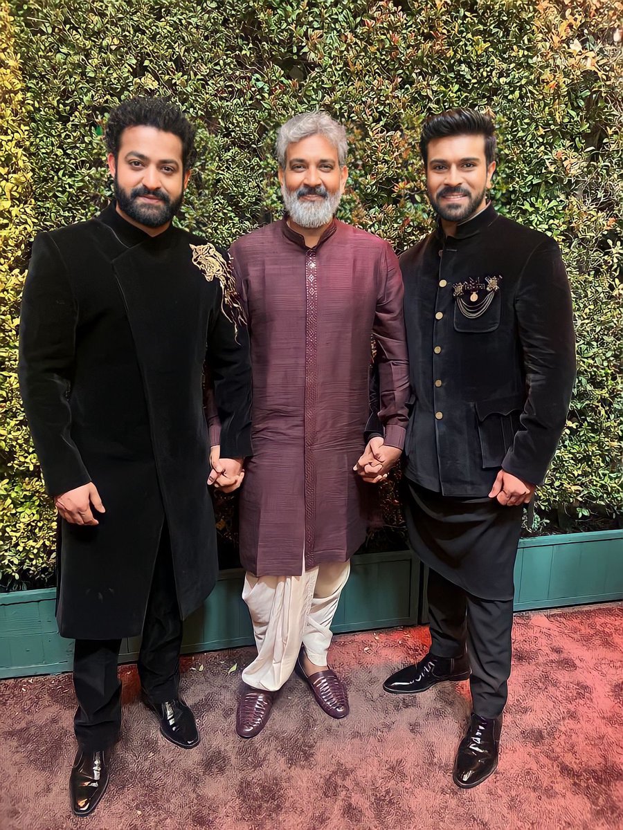 tarksahitya's tweet photo. एक दिन वर्षों का संघर्ष, बहुत खूबसूरत तरीके से तुमसे टकरायेगा।

~ सिग्मंड फ्रायड https://t.co/JjoyHDYzSj