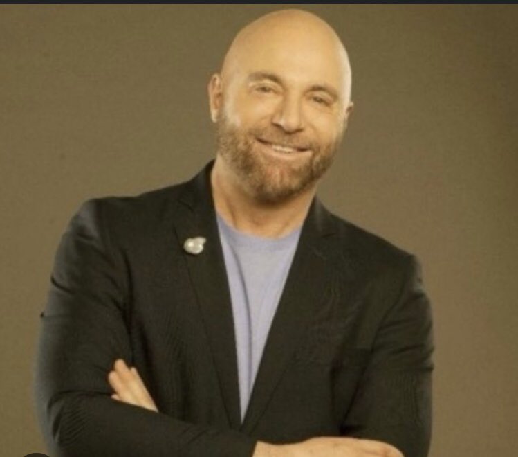 da____ls's tweet image. Hallie somos gemelas