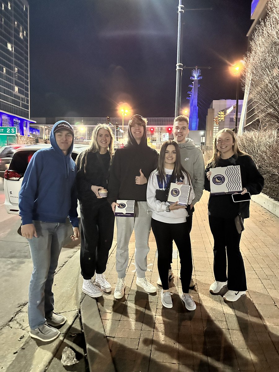 WHSFRCCDECA's tweet photo. We made it to state! Grabbed a late night snack while we wait (and wait, and wait) for rooms. Wish us luck, competition starts tomorrow! https://t.co/qPqPKVA64R