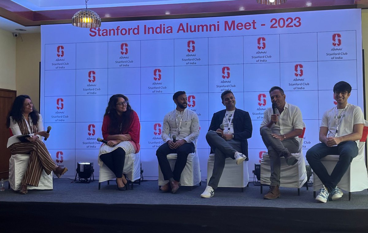 SarithaRai's tweet image. (Also was a lot of fun, as you can see!)

Moderating Stanford India Alumni Meet&apos;s Entrepreneurship panel w/@aadit_palicha of @ZeptoNow, Kriti Bajaj of @QuitSureApp, @mlakhamraju of @great_Learning, @saty_77 of @BankOnCube &amp;amp; Shahed Alam of @NooraHealth.  Thank you for the candor!