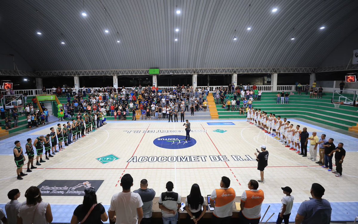 fanslmbylmbfsv's tweet photo. #MetapánBC debuta con gane esta noche en el #AP2023 ante #FantasmasdeSanVicente
#LMB #LMBElSalvador #ESABKB #BKBESA #SomosPasión https://t.co/VIdYWHJdDy