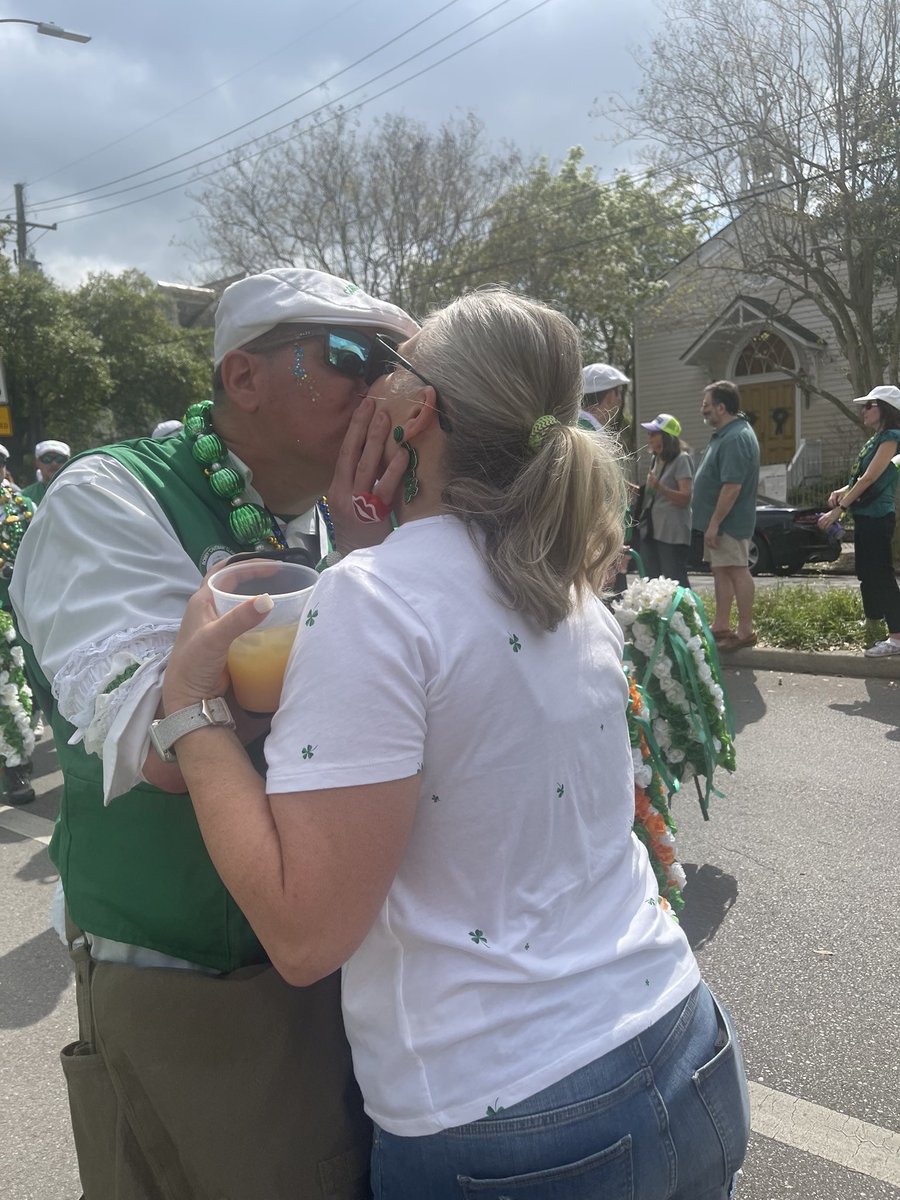 SNUCM's tweet photo. Irish Channel Parade  #irishchannel #2023 #cornerclub #NOLA   @DPS518 https://t.co/b5j8WqWEG6