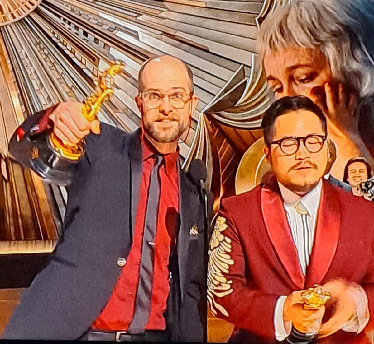 zengrrl's tweet image. Congratulations to #DanielKwan and #DanielScheinert for winning Best Director for #EEAAO at the #Oscars! 👏🏻👏🏻👏🏻👏🏻👏🏻 #TheDaniels