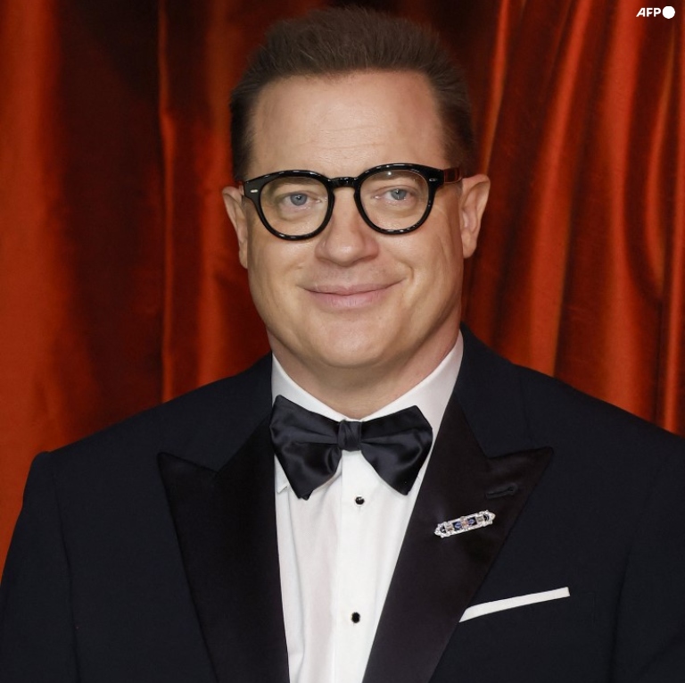 InvictosSomos's tweet photo. No podía ser otro. Por su tremenda interpretación en The Whale, Brendan Fraser se llevó el Oscar a MEJOR ACTOR. Qué manera de volver. MERECIDÍSIMO. https://t.co/P7GR223W7x