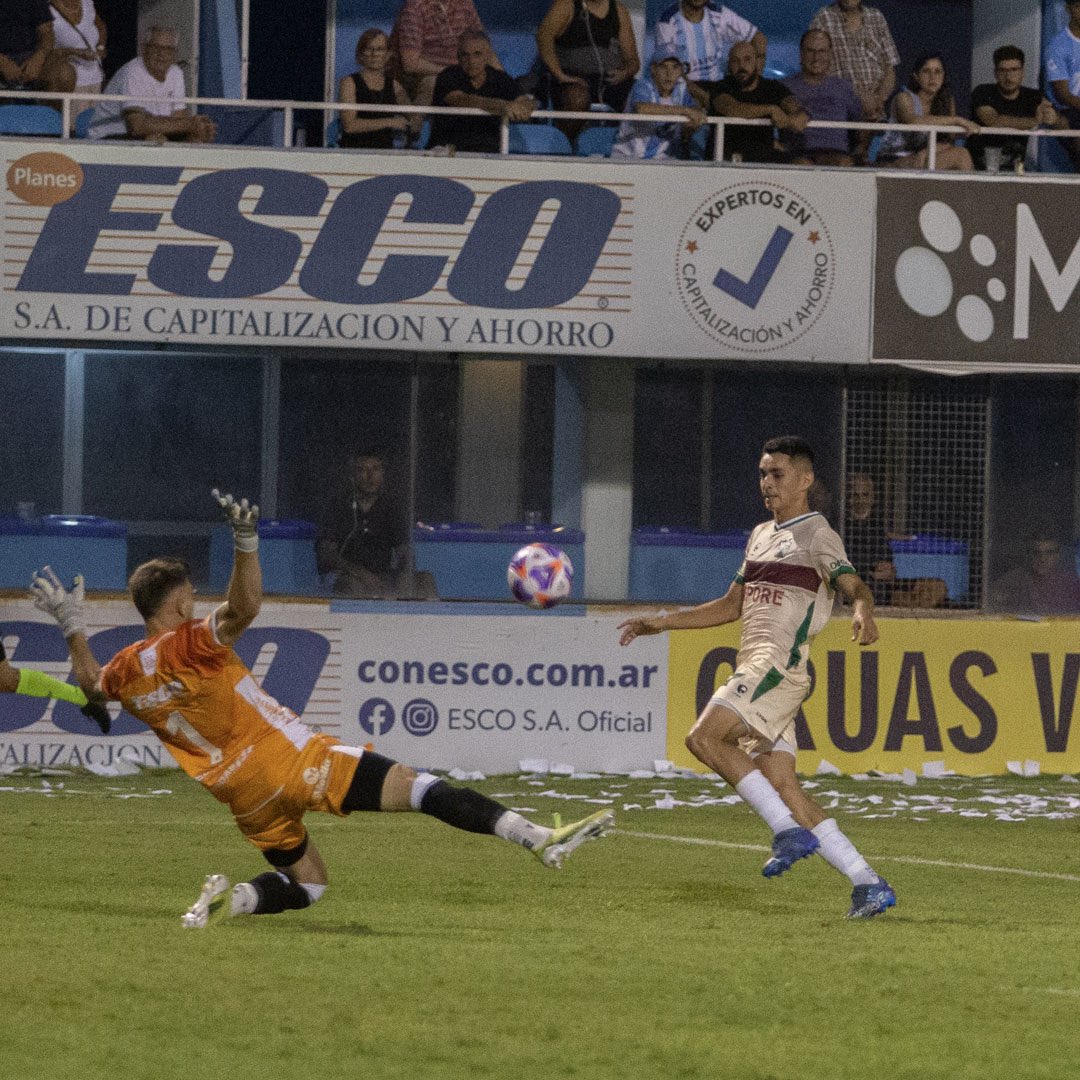 pauloabal's tweet photo. #PrimeraNacional 🇦🇷  5 y 6° Fecha  ⚽️ Goleadores #Sub23 👇

Mauro Valiente ⚽️ 23 años  (#EstudiantesRC) 
Martin Caramuto ⚽️ 22 (#VillaDalmine) 
Pablo Palacio ⚽️ 22 (#Ferro)
Walter Berrondo ⚽️23 (#RacingCba )
Marcos Enrique ⚽️23 (#ABrown)
Federico Torres ⚽️22 (#Rafaela) https://t.co/GzgjwXUvxX