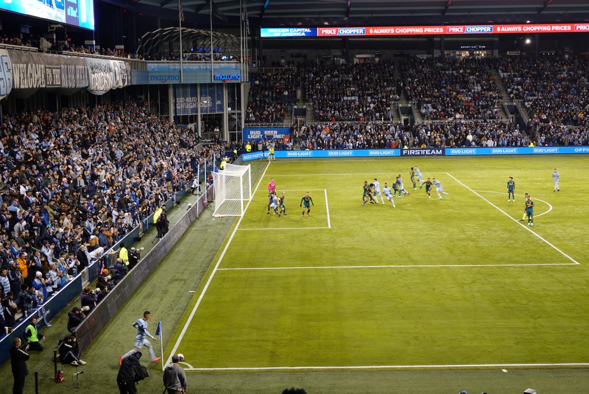 allimaresh's tweet photo. Thanks KC, it was fun! Even if we were a bit too early for a @thekccurrent game. The @SportingKC game was still pretty awesome! https://t.co/ehwudwTMVH