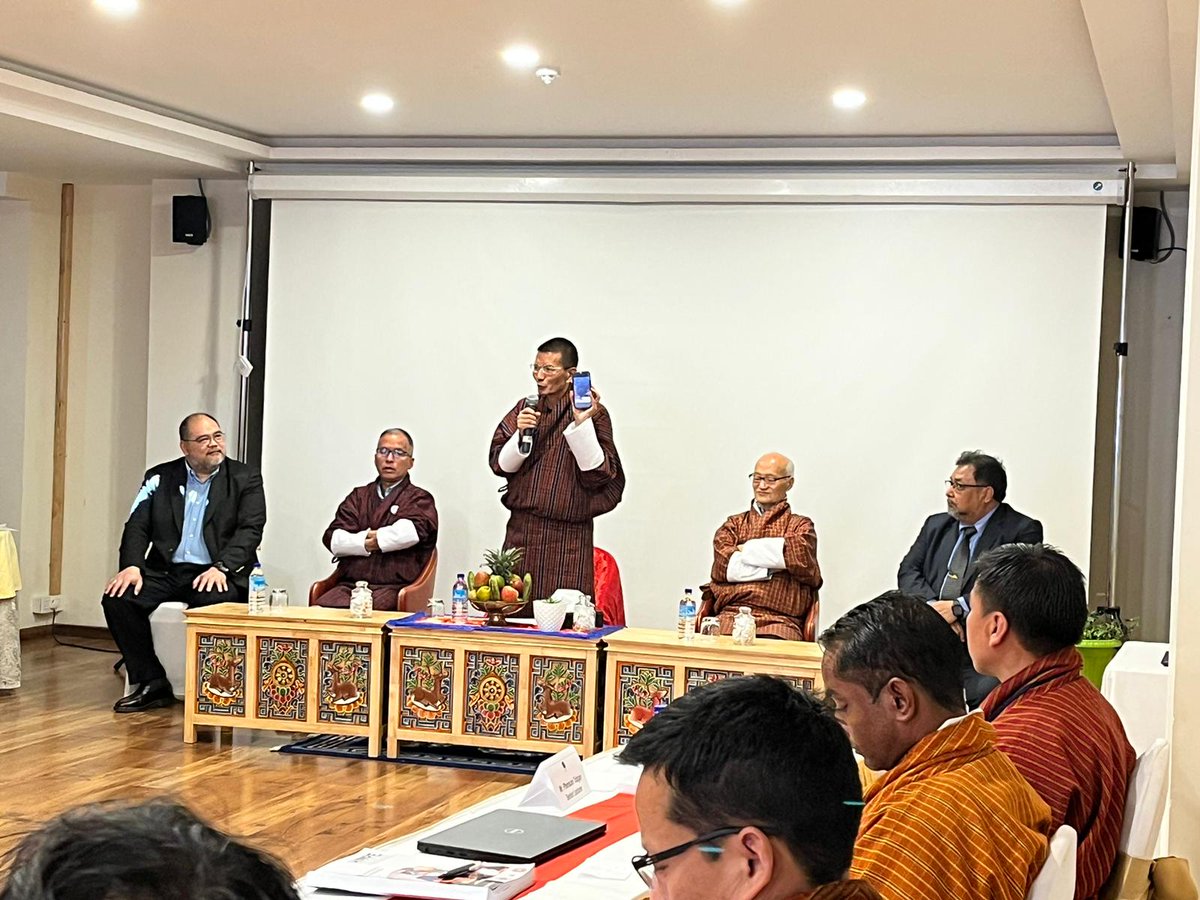 PeerSouthAsia's tweet photo. “Integrating courses like HOPE is crucial for reducing disaster losses. With this knowledge of DRM, all participants will approach their work with a fresh perspective”, Mr. Pemba Wangchuk, The Acting Secretary, @MoHBhutan said while concluding HOPE Pilot training in #Bhutan. 🇧🇹 https://t.co/uyv6998QME